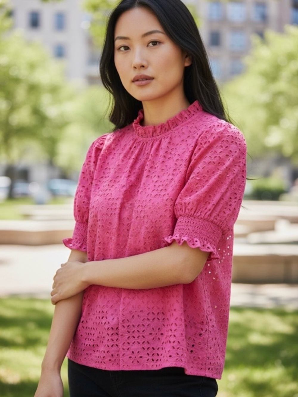 J. Crew Women’s Pink Eyelet Blouse with Ruffle Neck and Puff Sleeve Size M - Picture 7 of 7